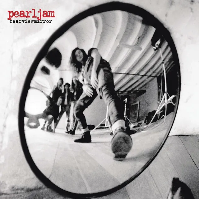 Rearview Mirror: Greatest Hits by Pearl Jam cover